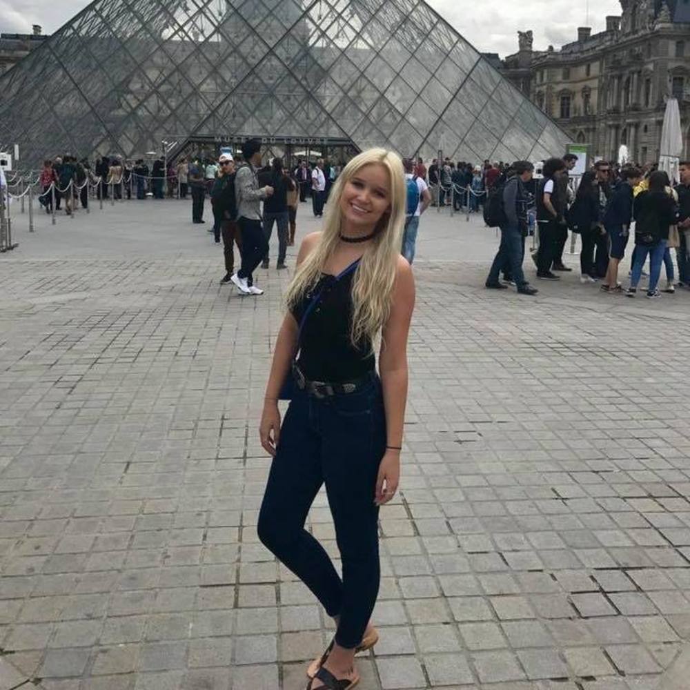 Meet your Posher, Brittany